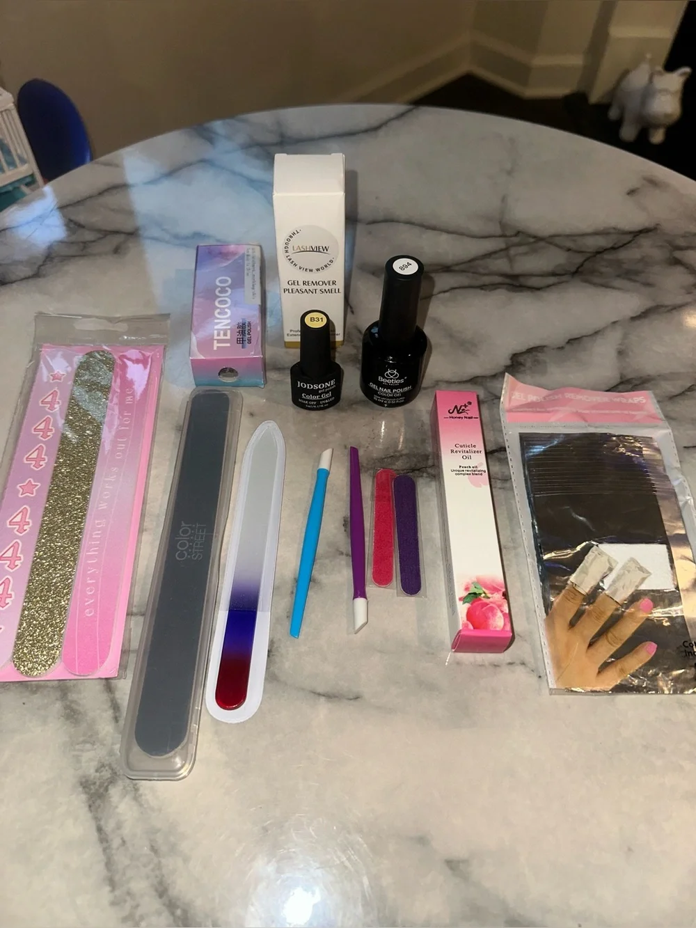 Assorted Nail Care & Gel Polish Kit white & yellow & clear sparkling top coat